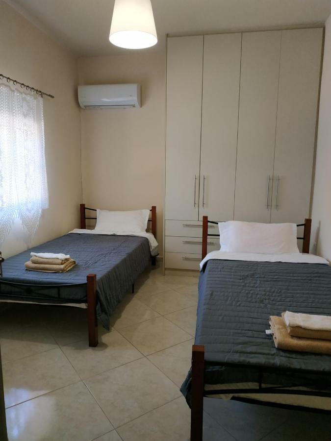 Alexandra Apartment Artemida  Bagian luar foto